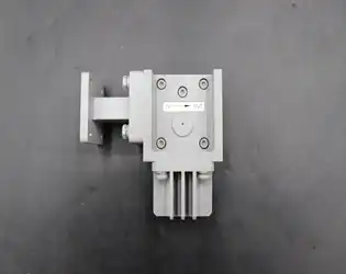 What Features Make High-Power Waveguide Isolators Suitable for Extreme Use?